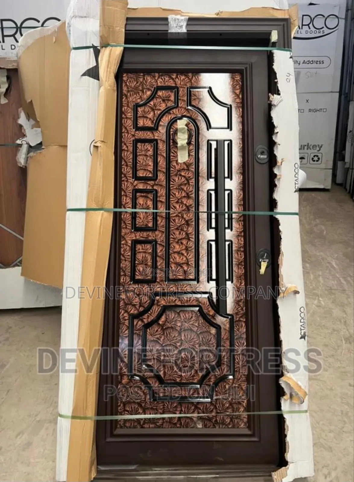 Quality Elegant Ponpon Classic Marine Wood Security Door