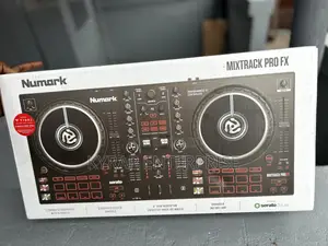 Photo - Numark Mixtrack Pro Fx