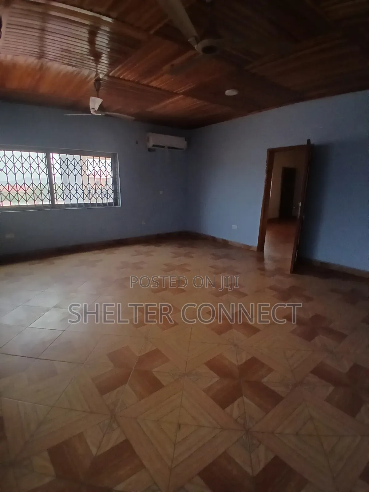 10bdrm House in Pantang, Adenta for rent