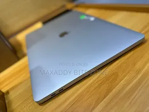 Laptop Apple MacBook Pro 2019 16GB Intel Core i7 SSD 512GB