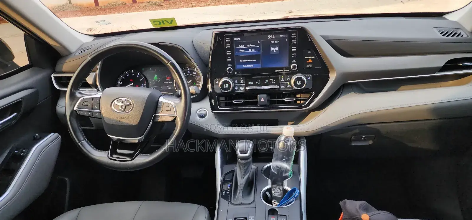 Toyota Highlander XLE 2021 Gray