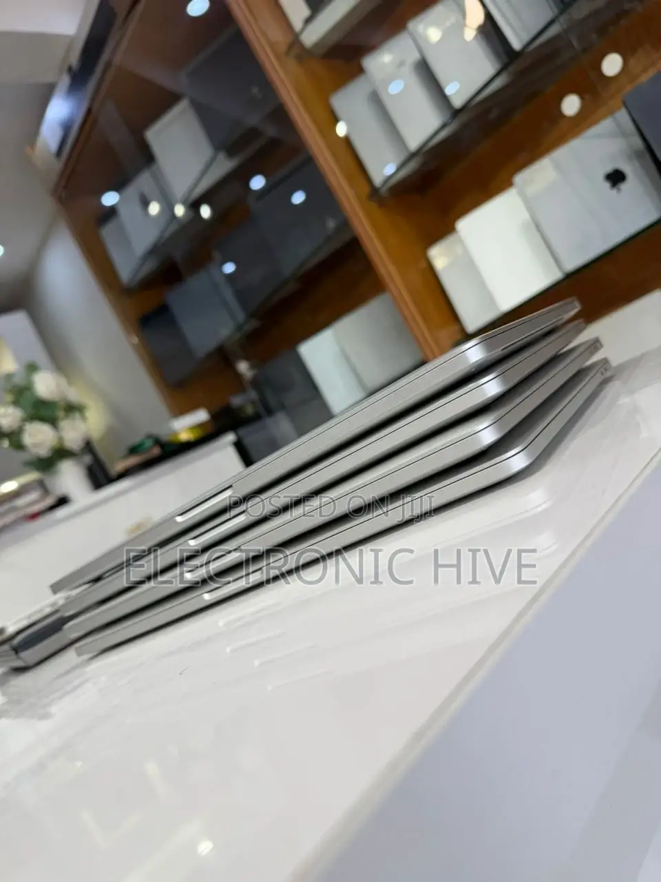 Laptop Apple MacBook Pro 16GB Intel Core I7 SSD 512GB