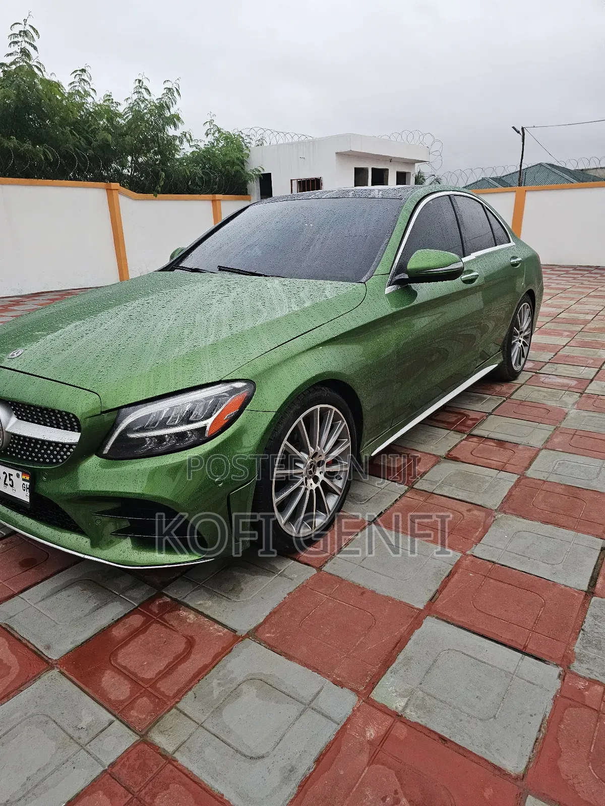 Mercedes-Benz C300 2020 Green