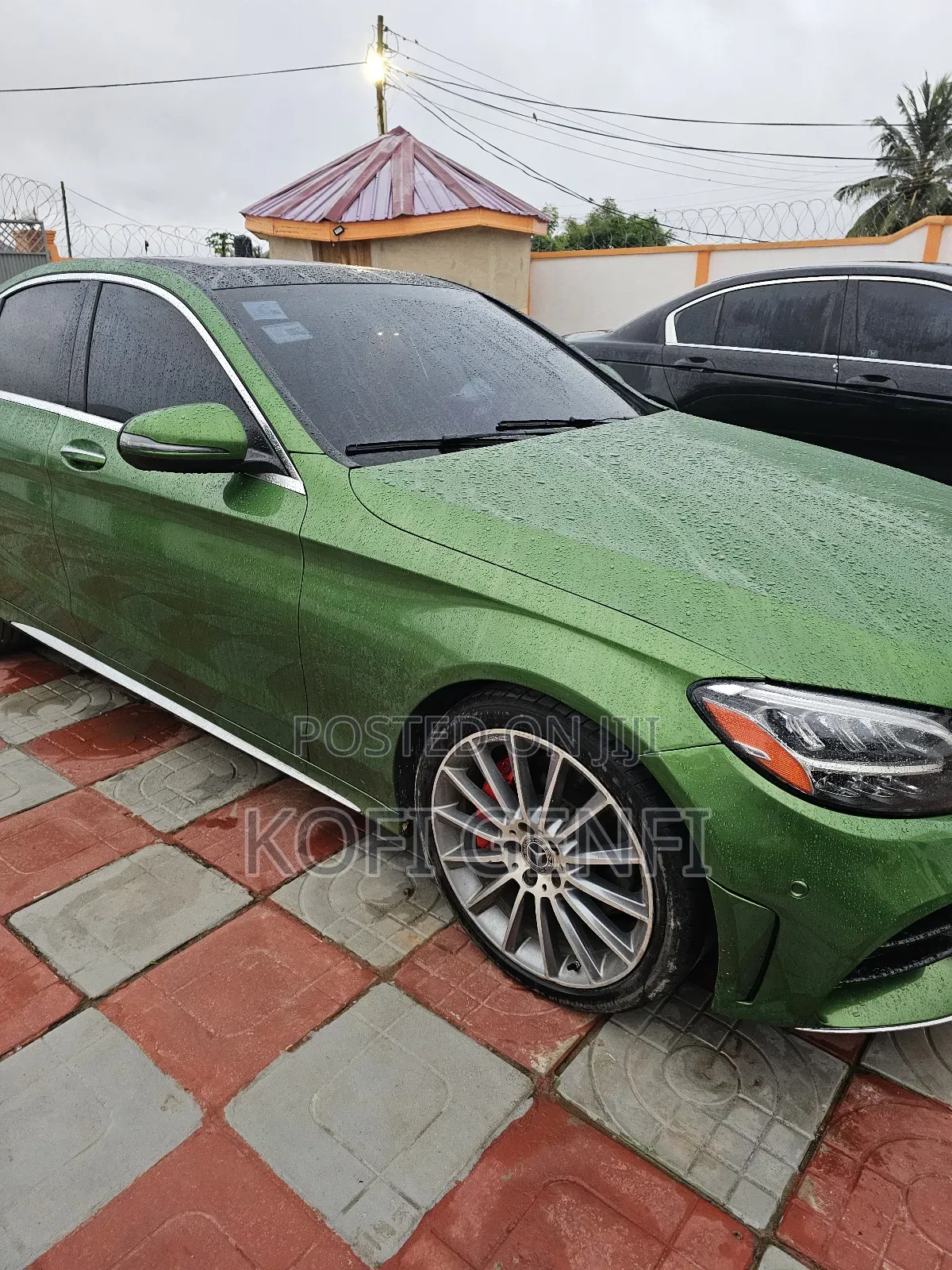 Mercedes-Benz C300 2020 Green