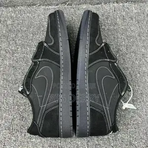 Air Jordan 1 Low Travis Scott Series