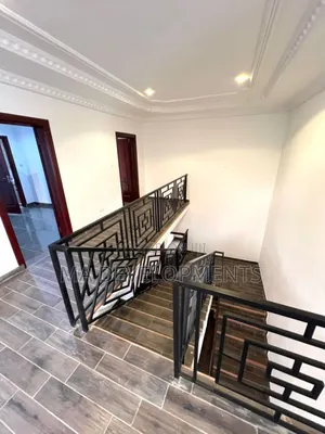 5bdrm House in Madev Realty, Kwabenya for sale