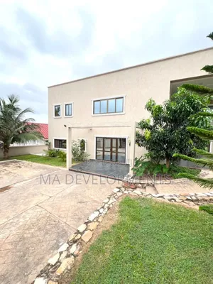 5bdrm House in Madev Realty, Kwabenya for sale
