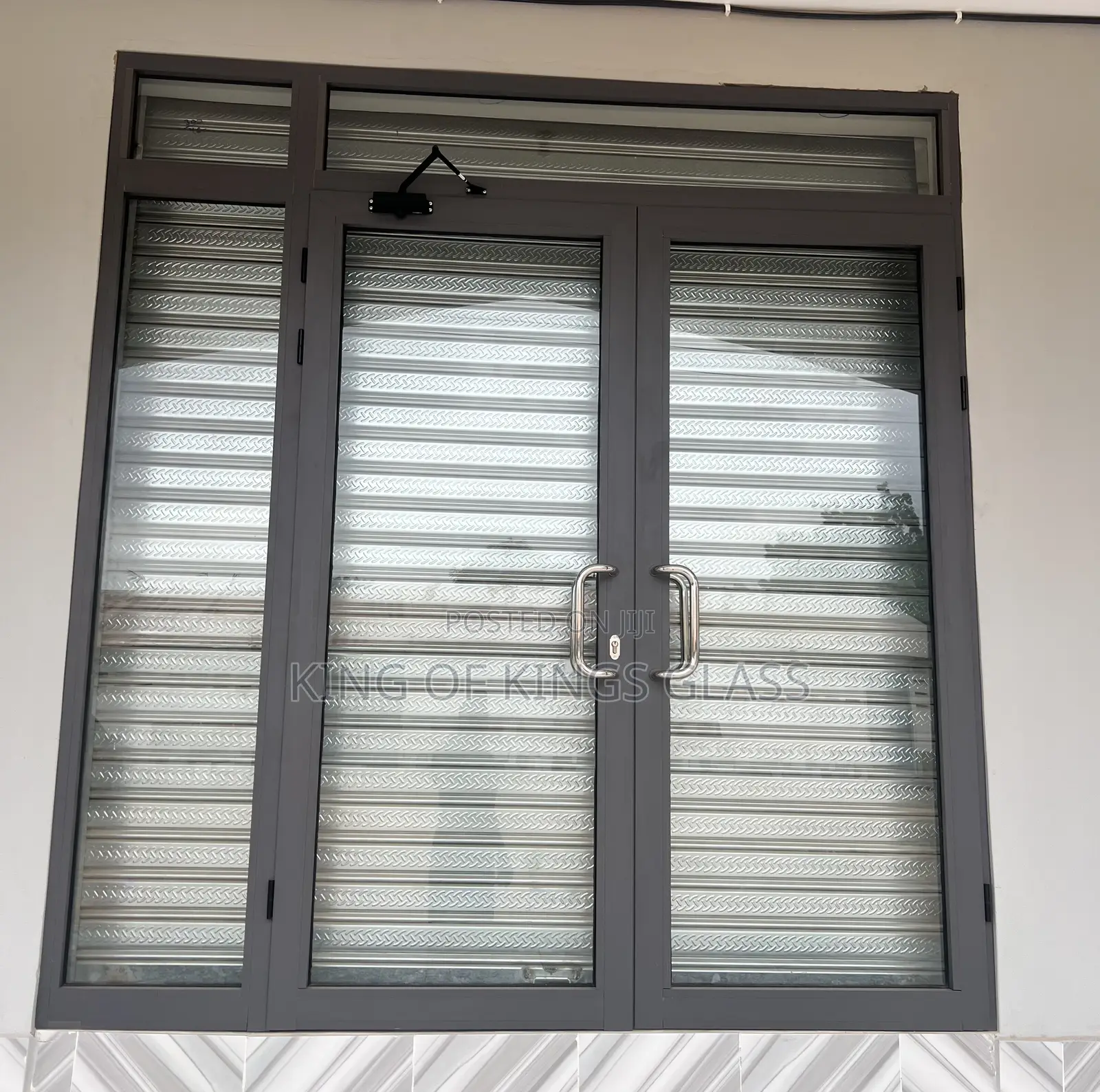 Double Hinge Door