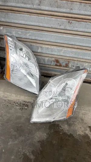 Nissan Sentra Headlight 2007,2008,2009,2010,2011,2012,2013,