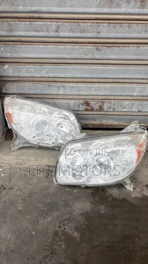 Toyota 4runner Headlight 2005,2006,2007,2008,2009,2010,2011