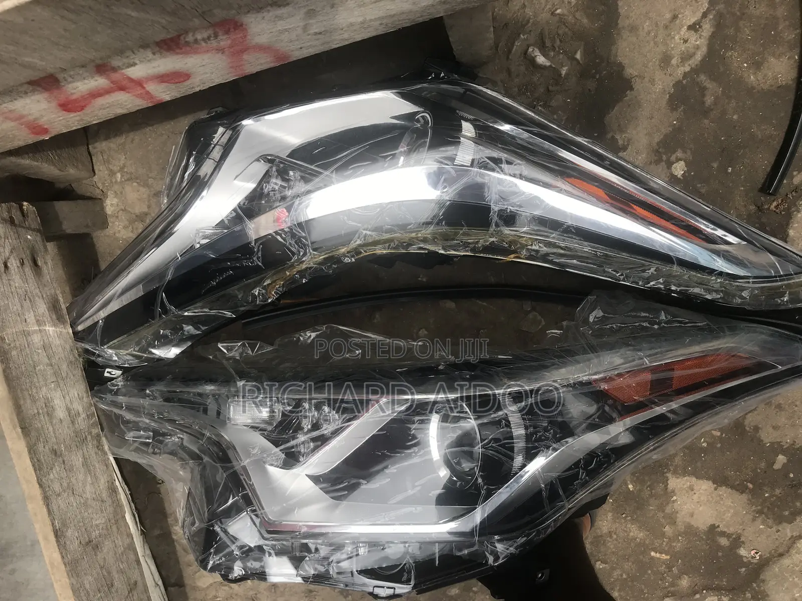 Toyota C-Hr 2016 Headlight Available