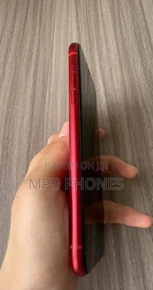 Apple iPhone 11 128 GB Red