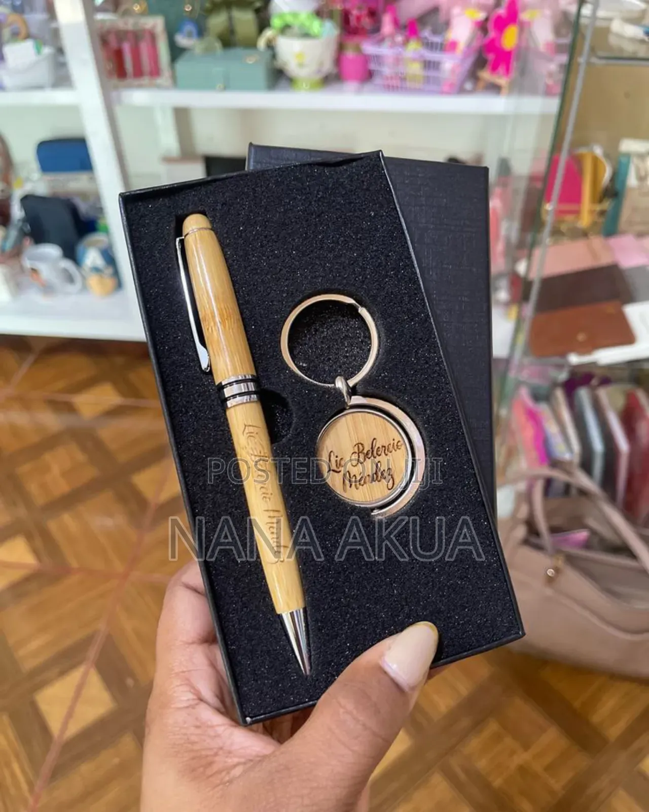 Customised Souvenir Set With Pen and Keyholder