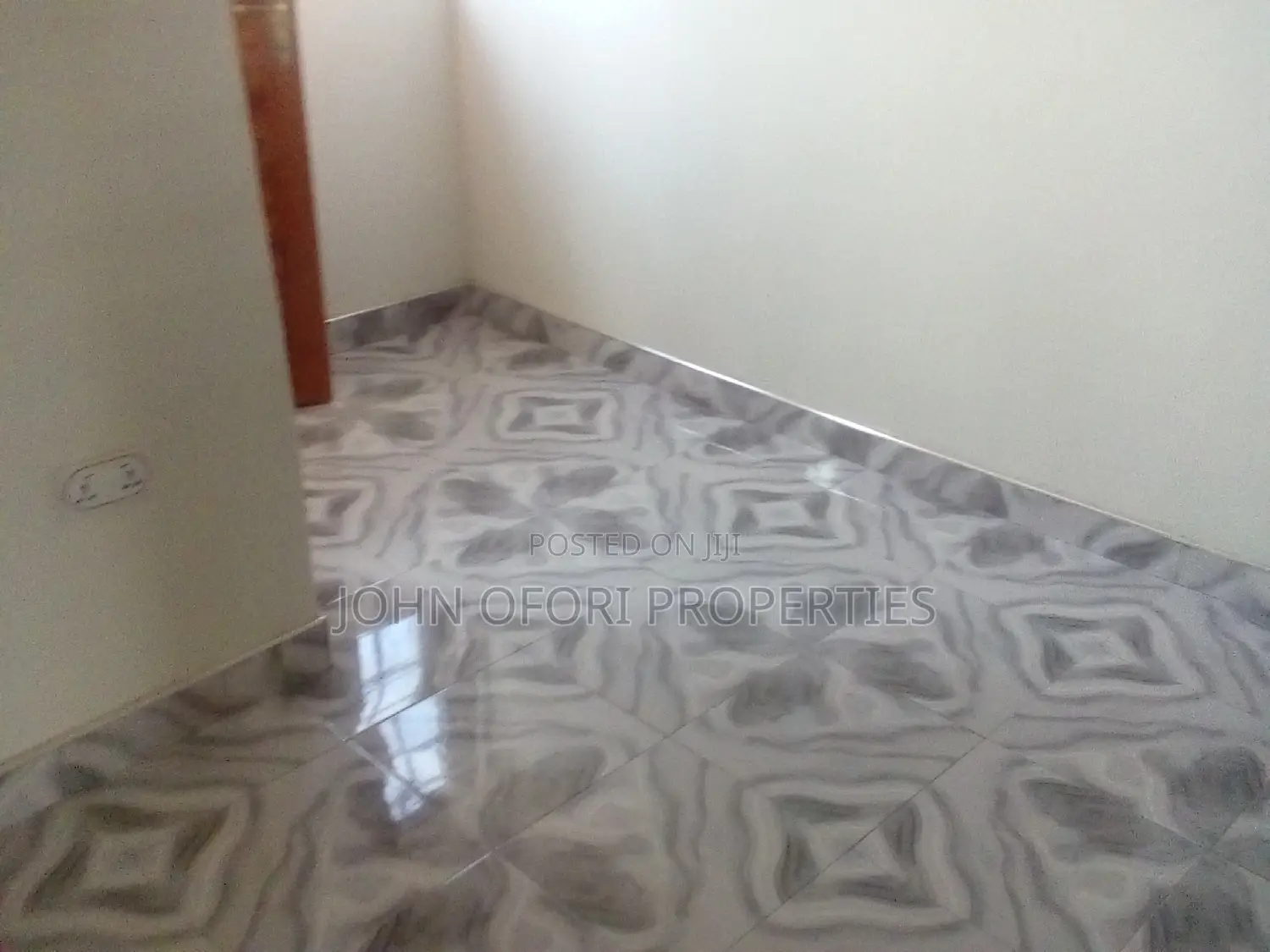 2bdrm Apartment in Emena M. A School, Kumasi Metropolitan for rent