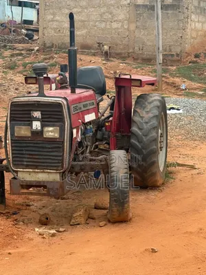 Massey Ferguson Tractor 260
