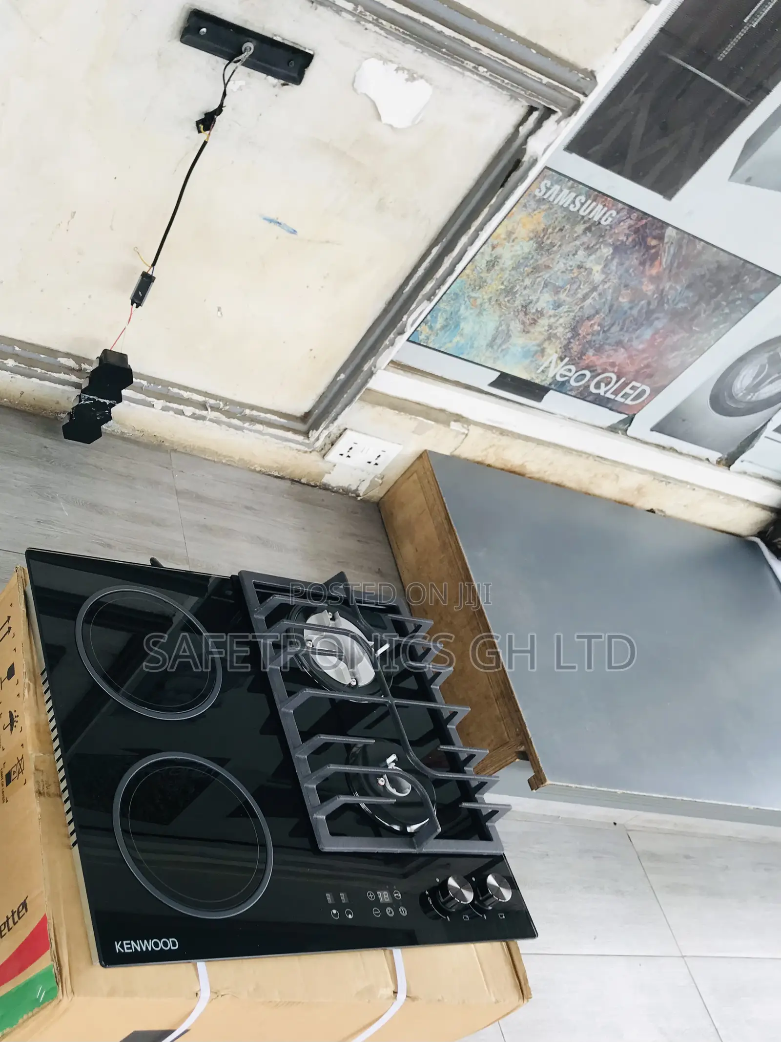 Best Lastest 60cm Black 2 Gas 2 Electric Kenwood Cooker