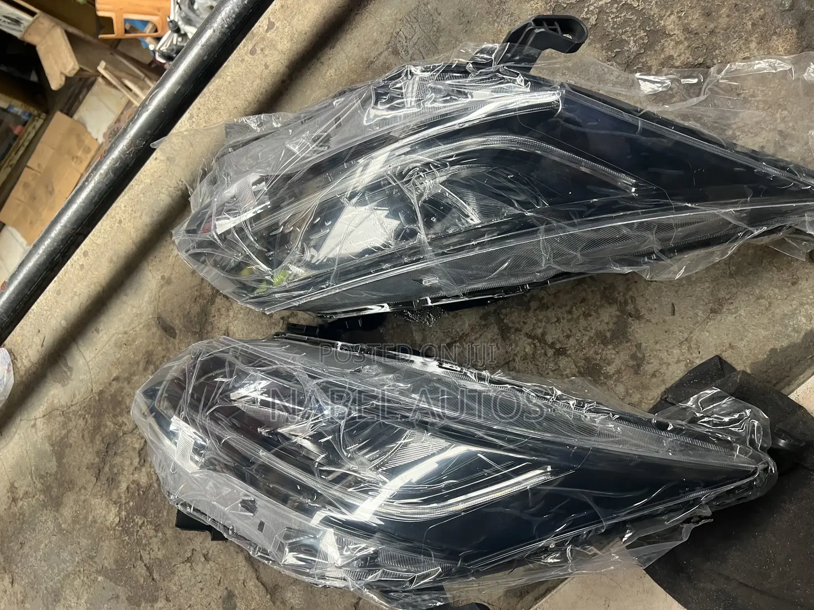 Toyota Rush 2018 Headlight Pair
