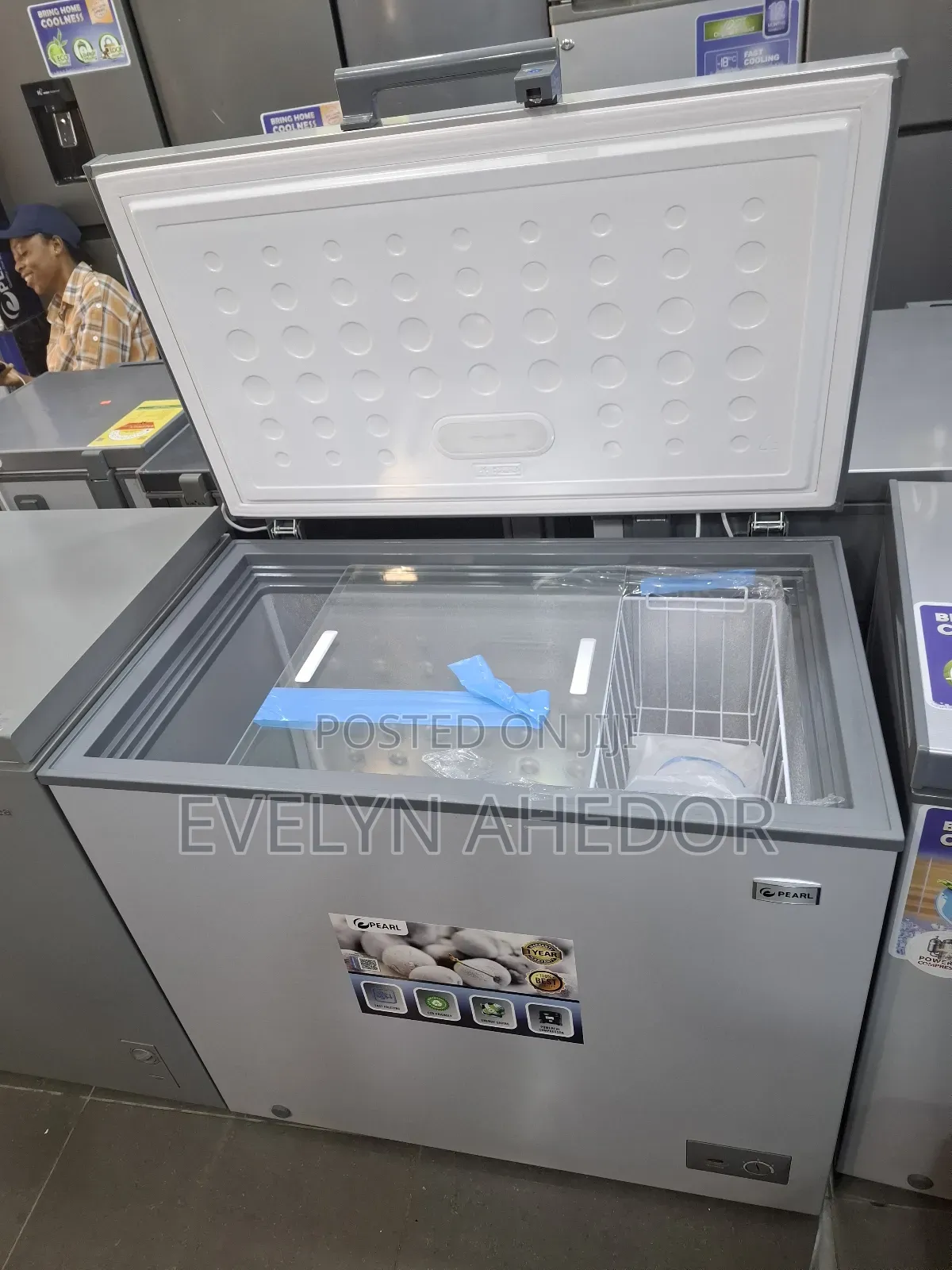 Spacious Pearl Chest Freezer 200 Litres Brand New Available