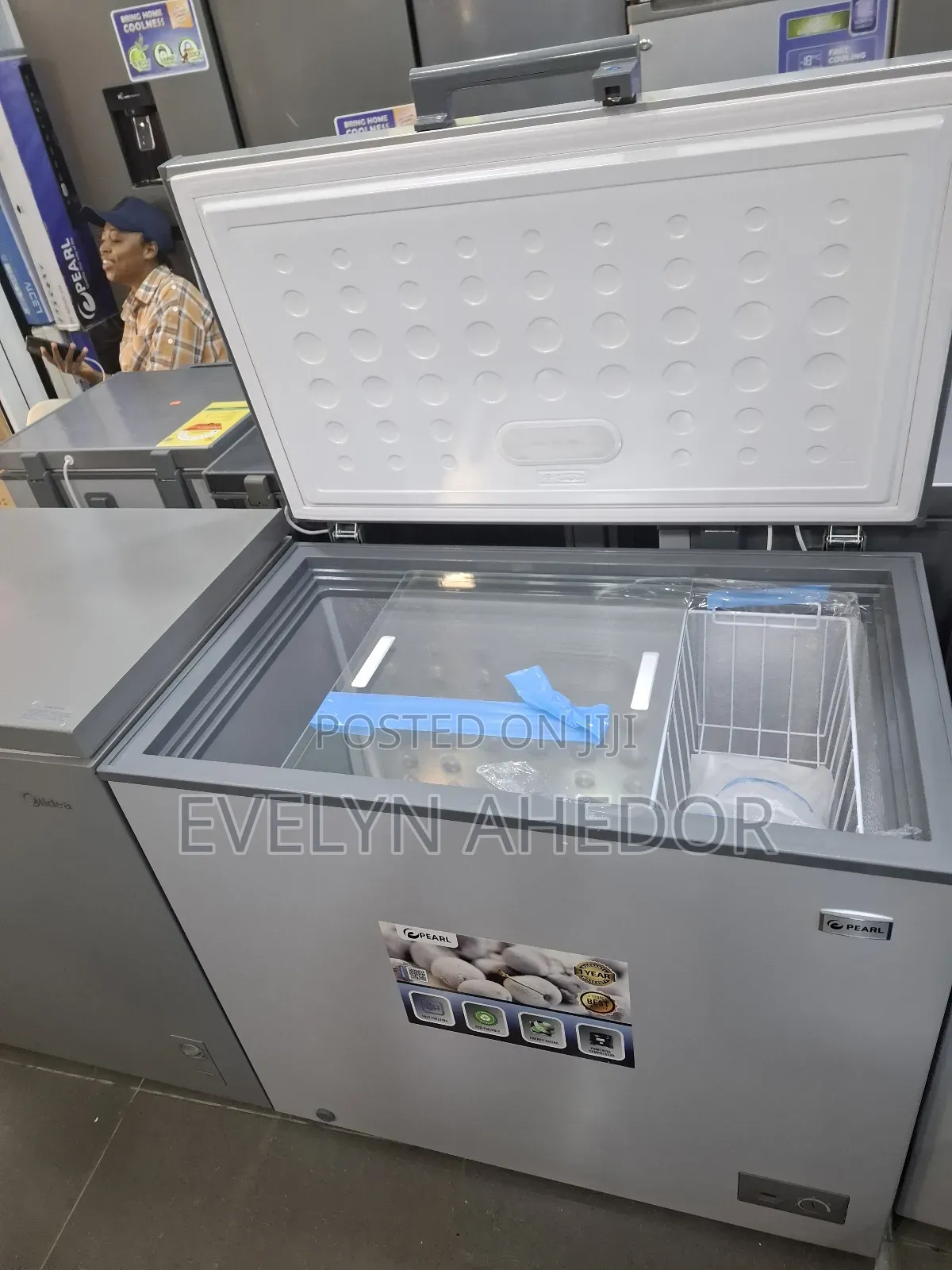 Spacious Pearl Chest Freezer 200 Litres Brand New Available