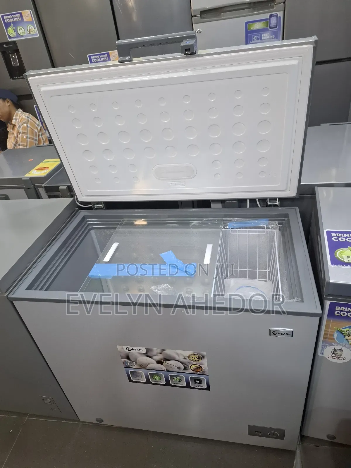 Spacious Pearl Chest Freezer 200 Litres Brand New Available