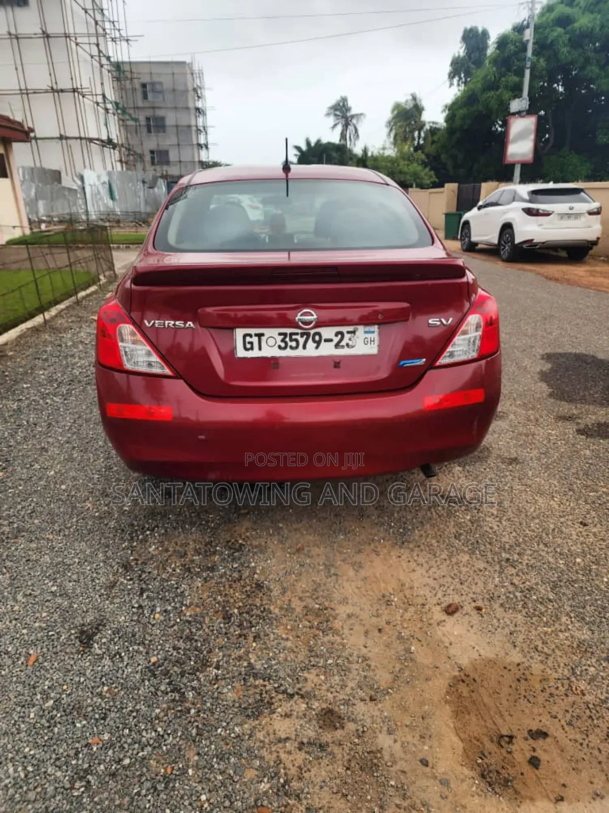 Nissan Versa 1.6 SV 2013 Red