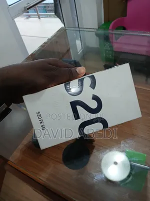 New Samsung Galaxy S20 FE 128 GB Black