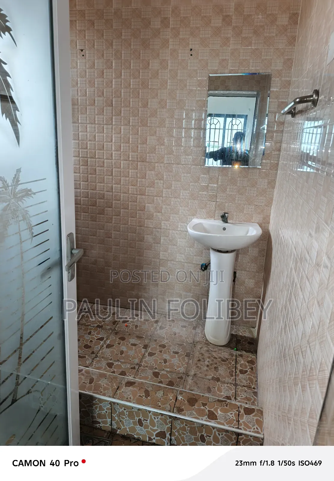 2bdrm Apartment in Dg Properties, Ablekuma for rent