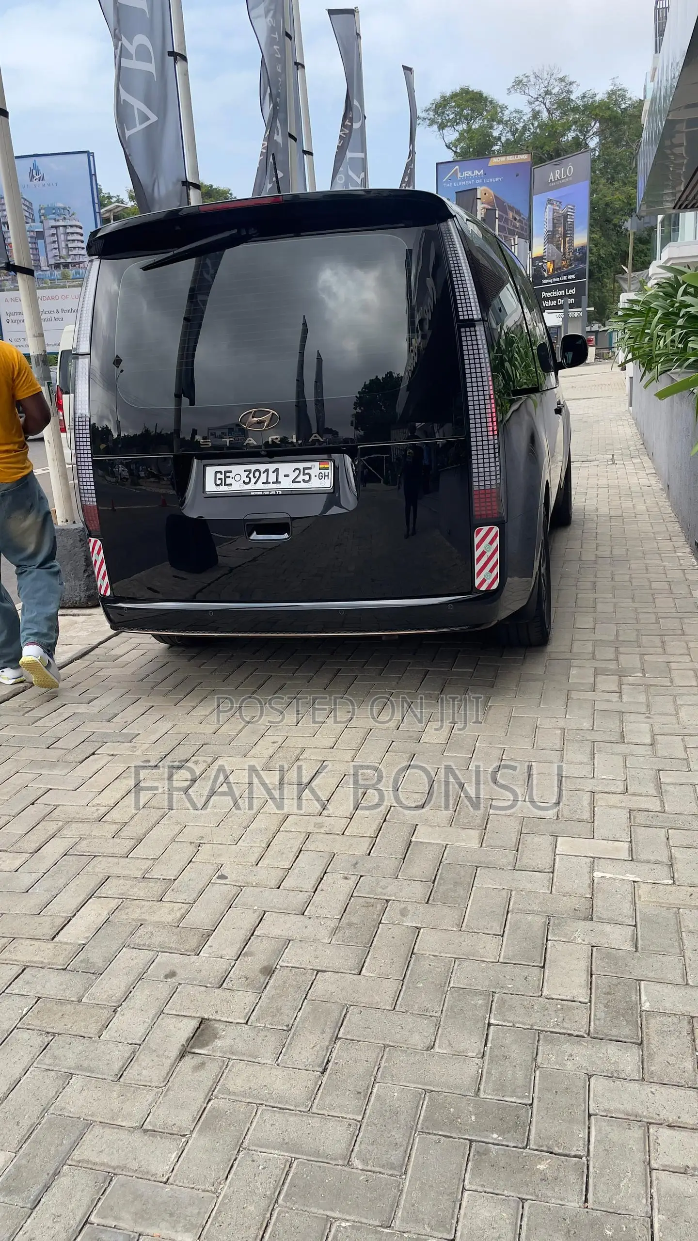 Hyundai Staria 8-Seater Van for Rent