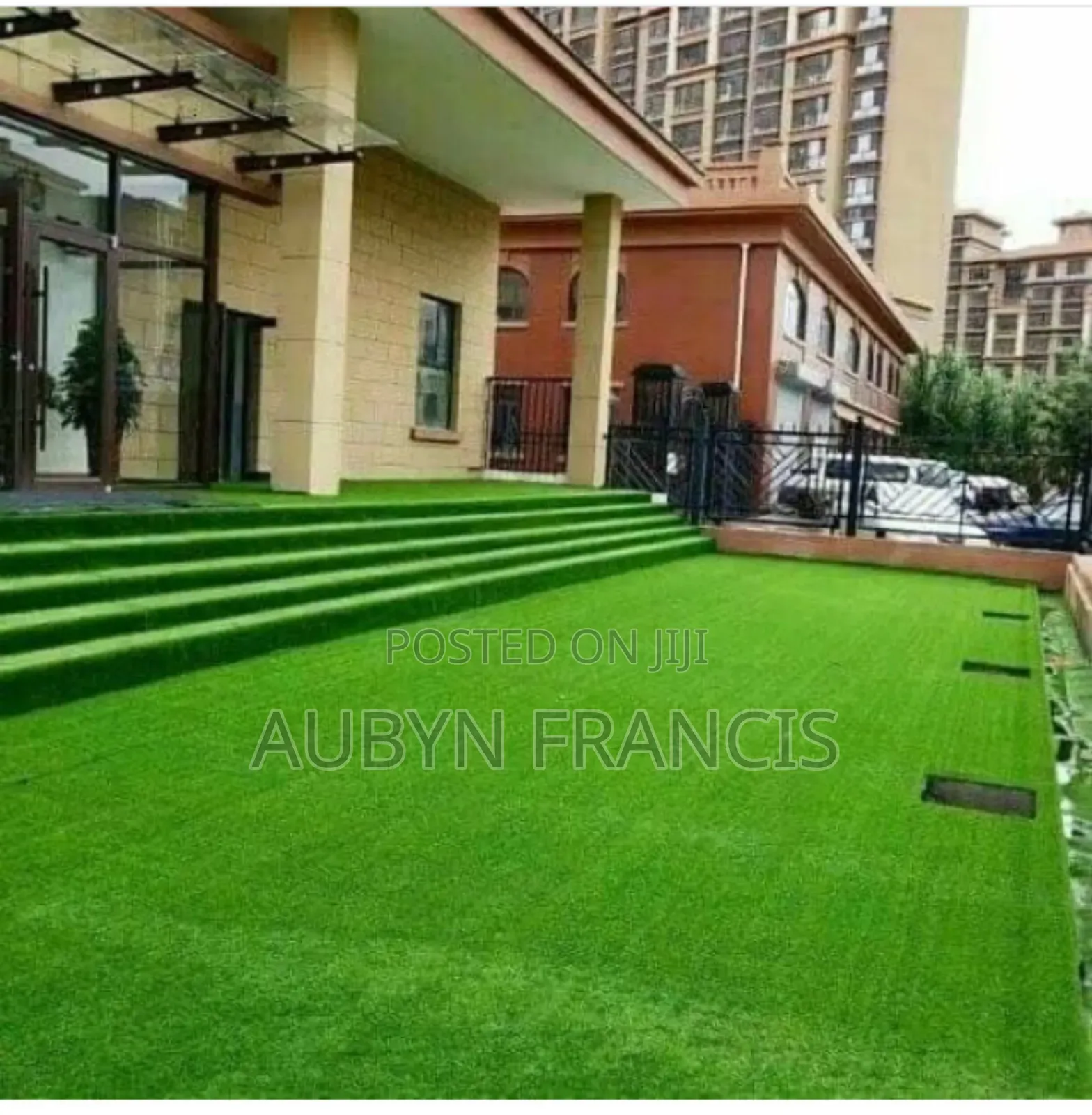 Professional Artificial Grass Or Woollen Carpet Installer