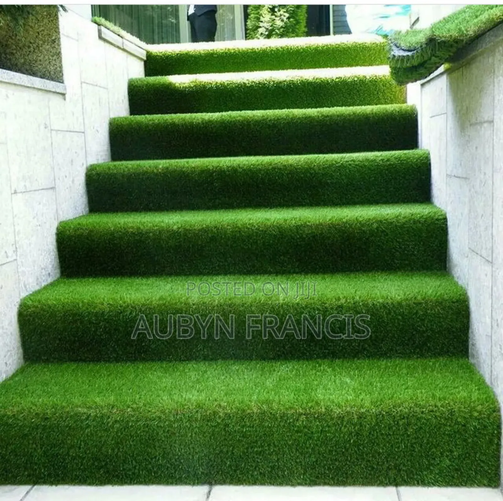Professional Artificial Grass Or Woollen Carpet Installer