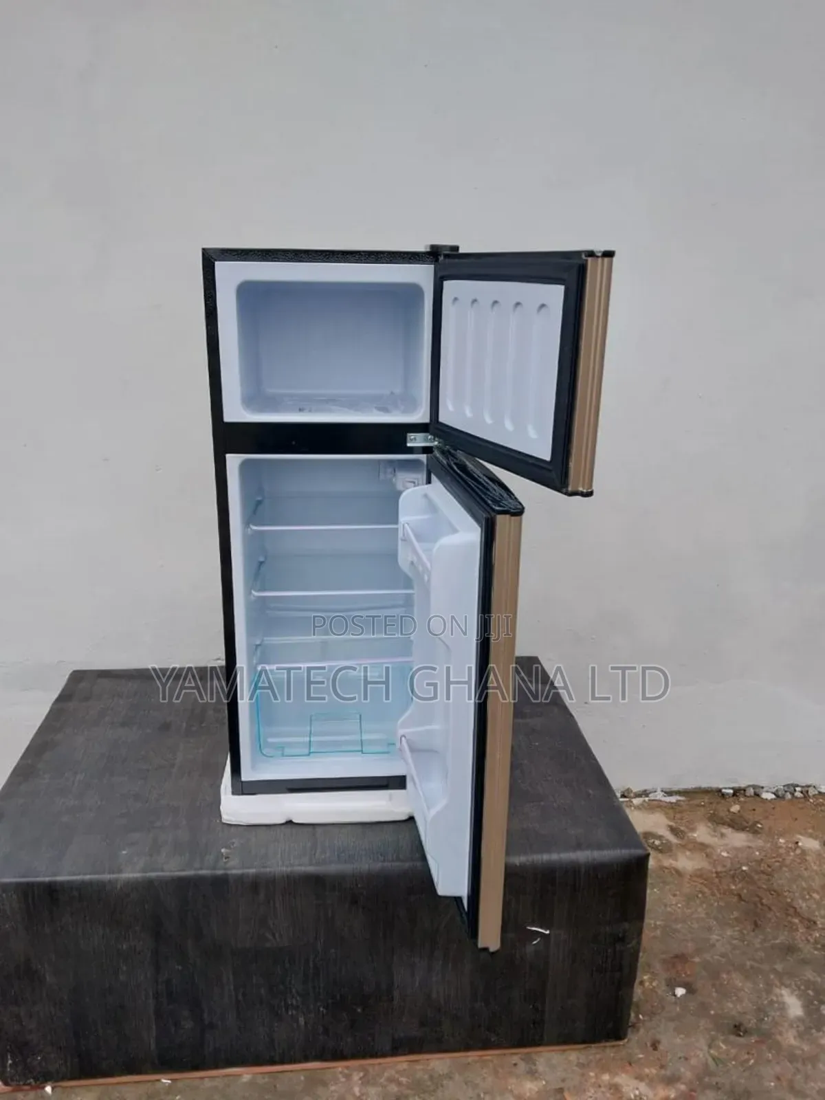 Nasco 102 Litre Fridge With Top Freezer -gold Colour