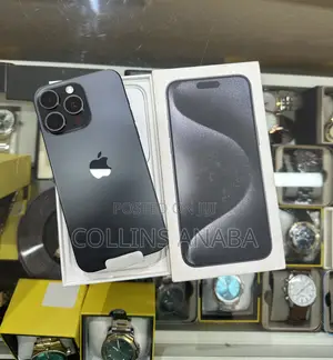 Photo - Apple iPhone 15 Pro Max 256 GB Black