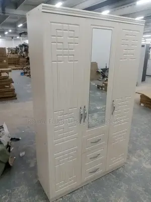 3 Doors Wooden Wardrobe