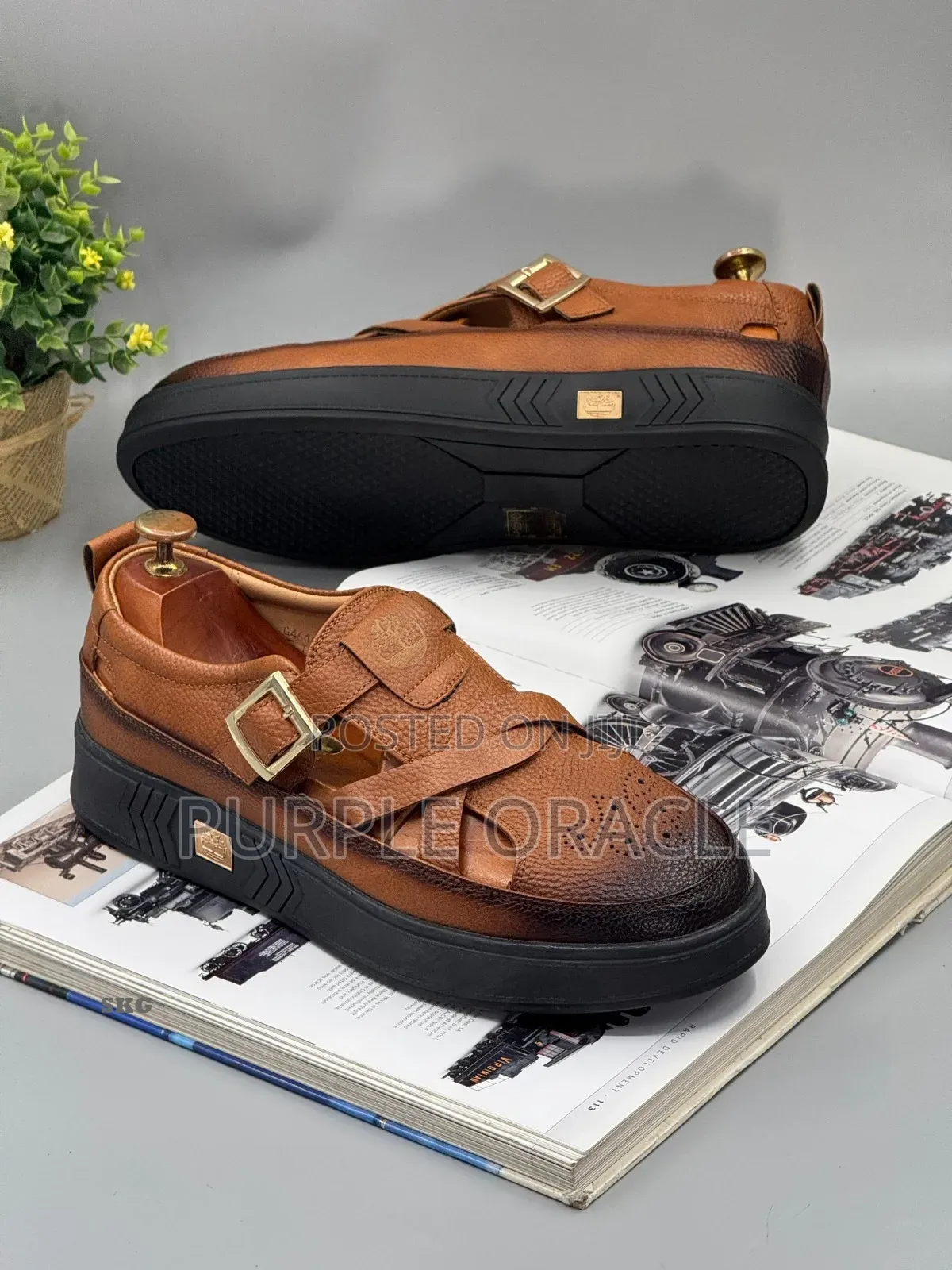 Luxury Leather Cut-Out Buckle Shoes.