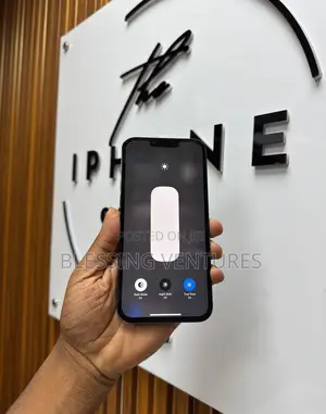 Photo - Apple iPhone 13 Pro Max 256 GB Blue