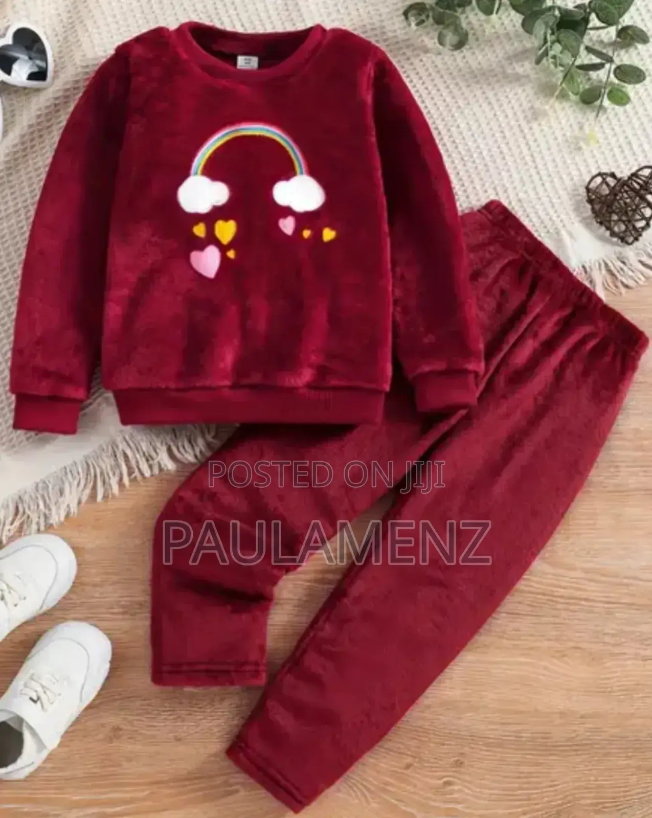 Kids Wear, Sweater Top and Down for Boys and Girls.