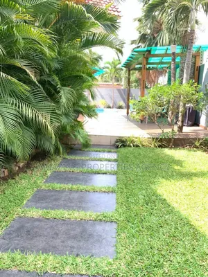 5bdrm Mansion in Airport Residential Area for rent