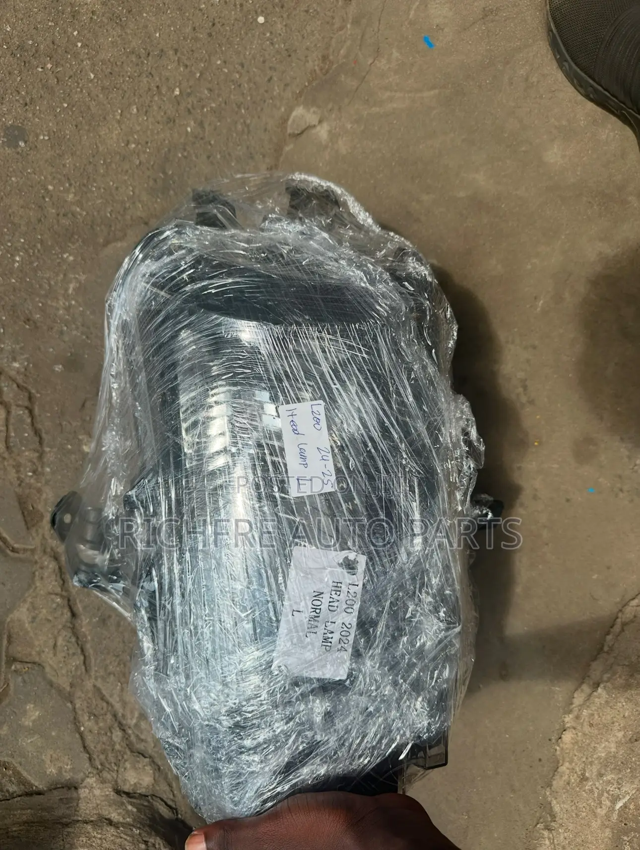 L200 2023,2024,2025 Headlight