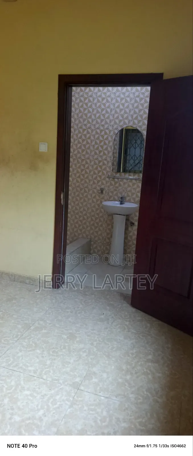 2bdrm Apartment in Latebiokoshie, Lartebiokorshie for rent