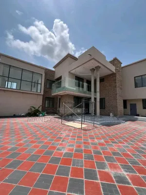 Classic 6 Bedroom Manson - Trasacco