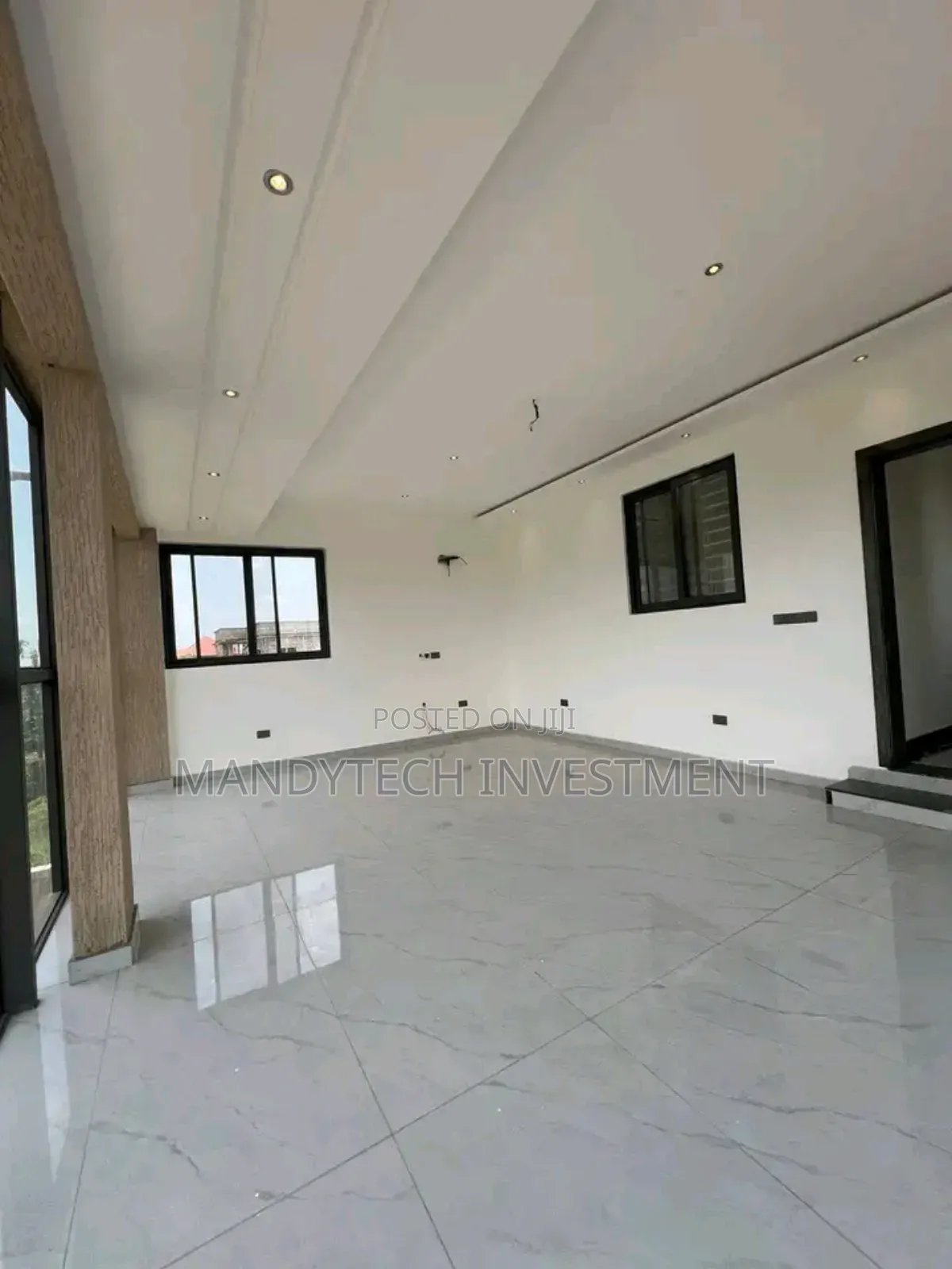 Classic 6 Bedroom Manson - Trasacco