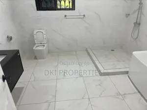 5bdrm House in Dki Properties, East Legon for sale