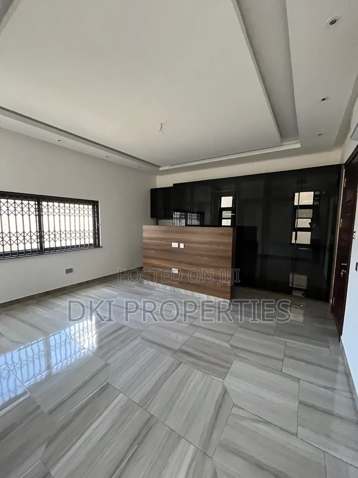 4bdrm Penthouse in Dki Properties, East Legon for rent