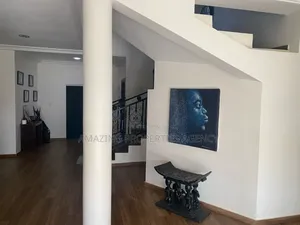 5bdrm House in Oyarifa for sale