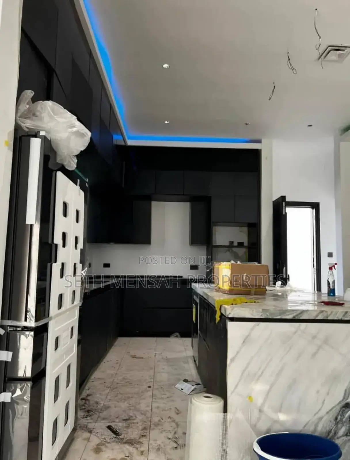 5bdrm House in Airport Residential Area for sale