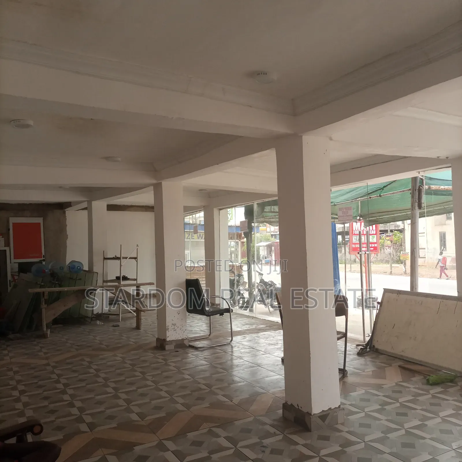 Spacious Commercial Shop/Office Space for Rent – East Legon