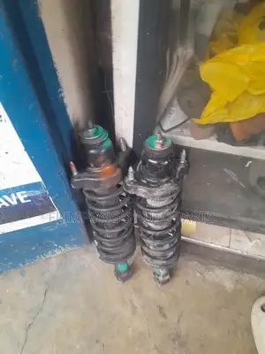 Mitsubishi Outlender 2014 Back Shocks Absorbers
