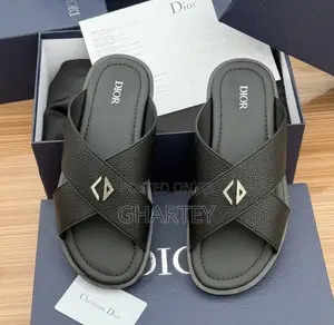 Photo - Luxury Unique Designed Crossed Slippers - Black