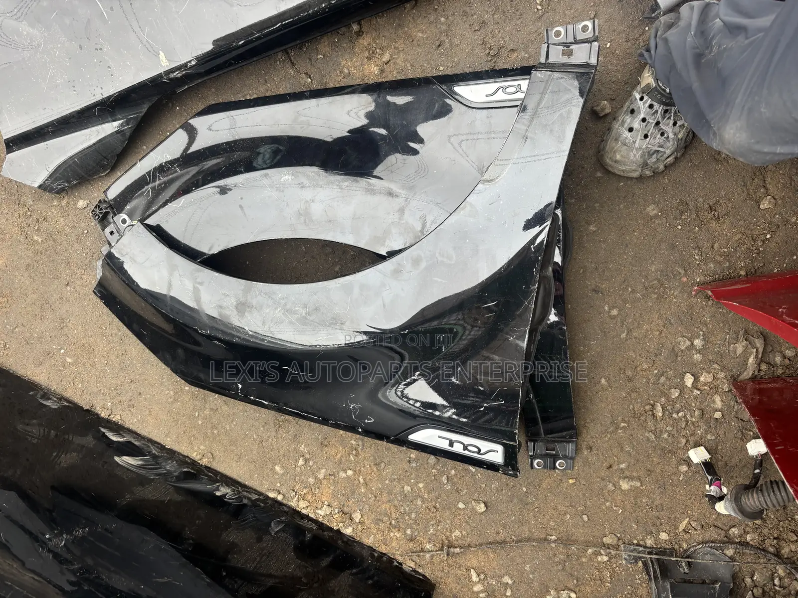 Kia Soul 2014-2019 Fenders Pair
