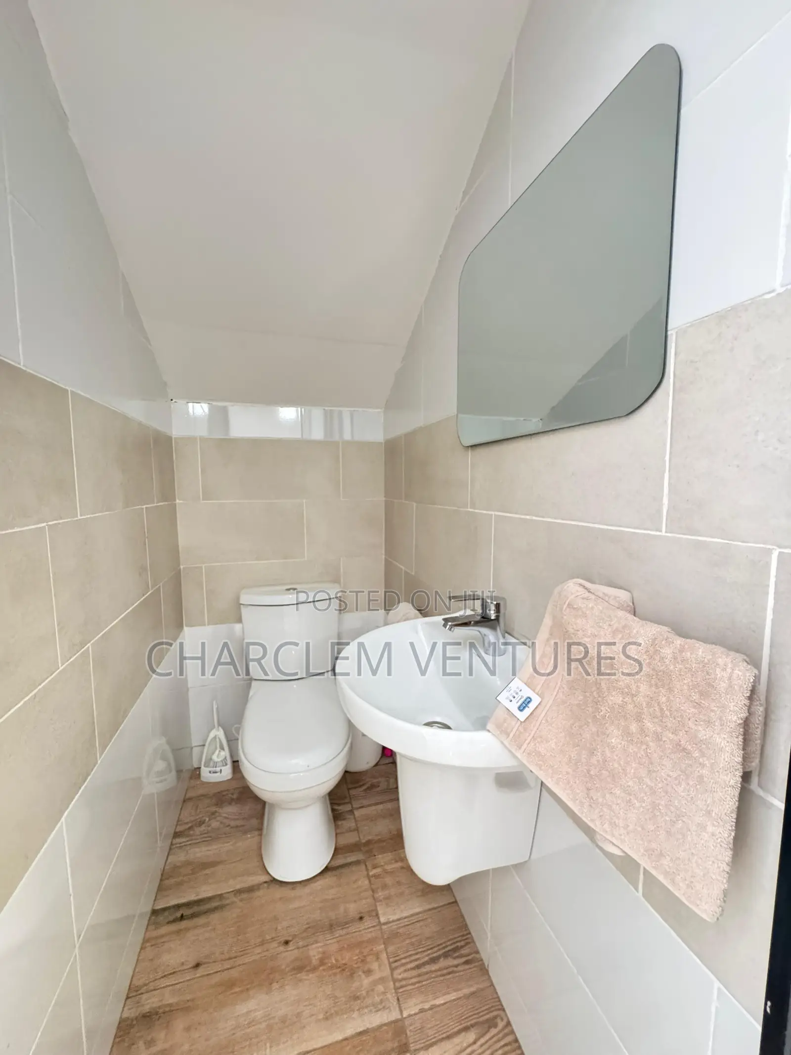 Furnished 2bdrm Townhouse / Terrace in Charclem Ventures, East Legon